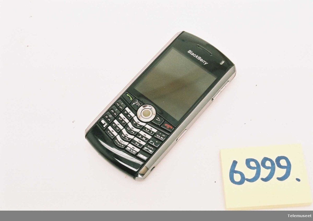 A BlackBerry Pearl 8100 phone