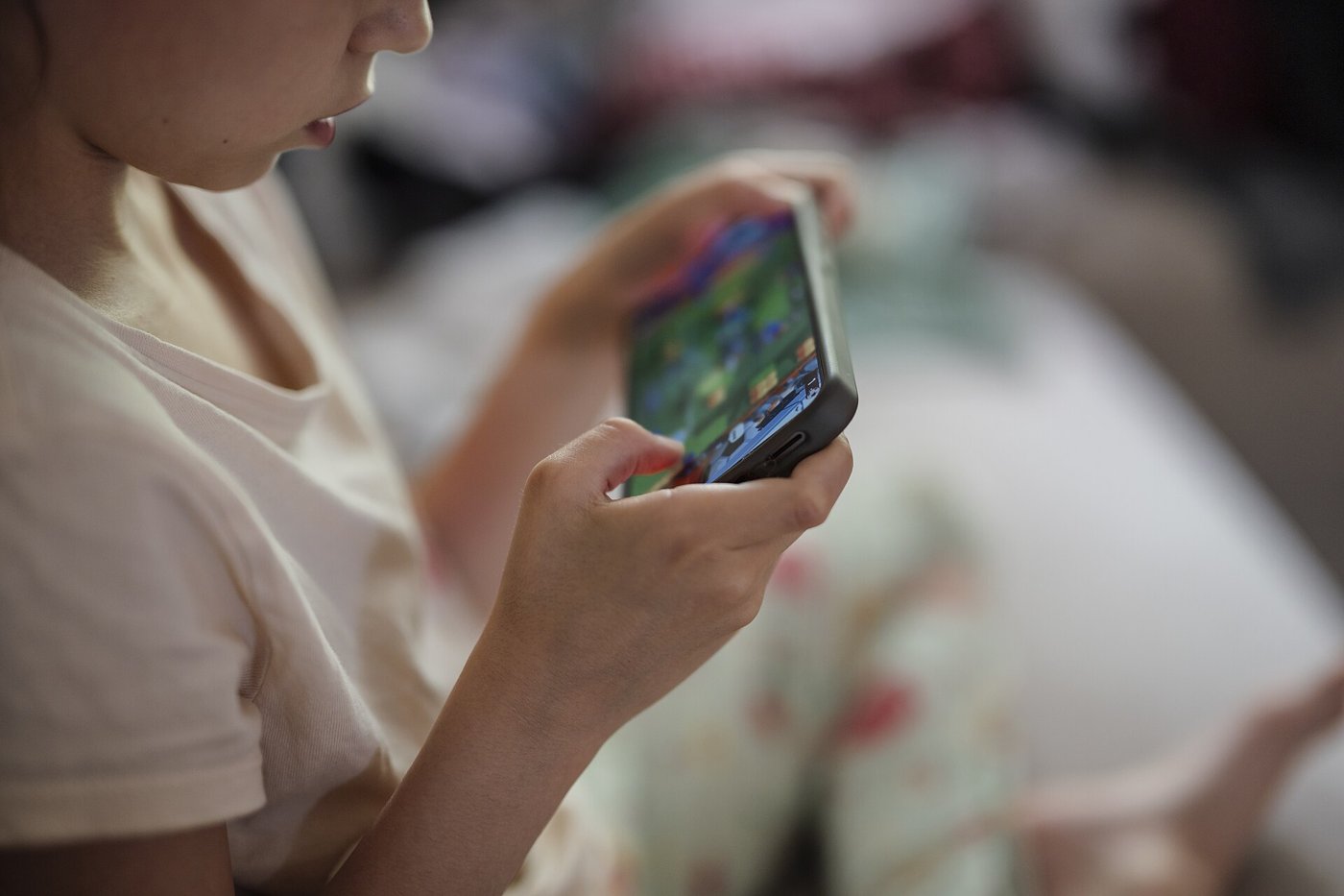 How to Set Up Parental Controls on an iPhone