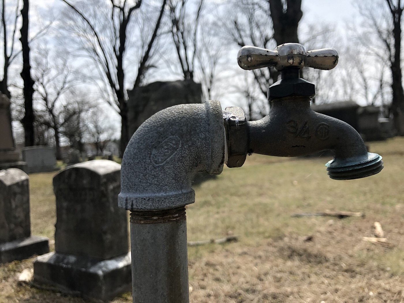 How to Winterize Outdoor Faucets and Pipes